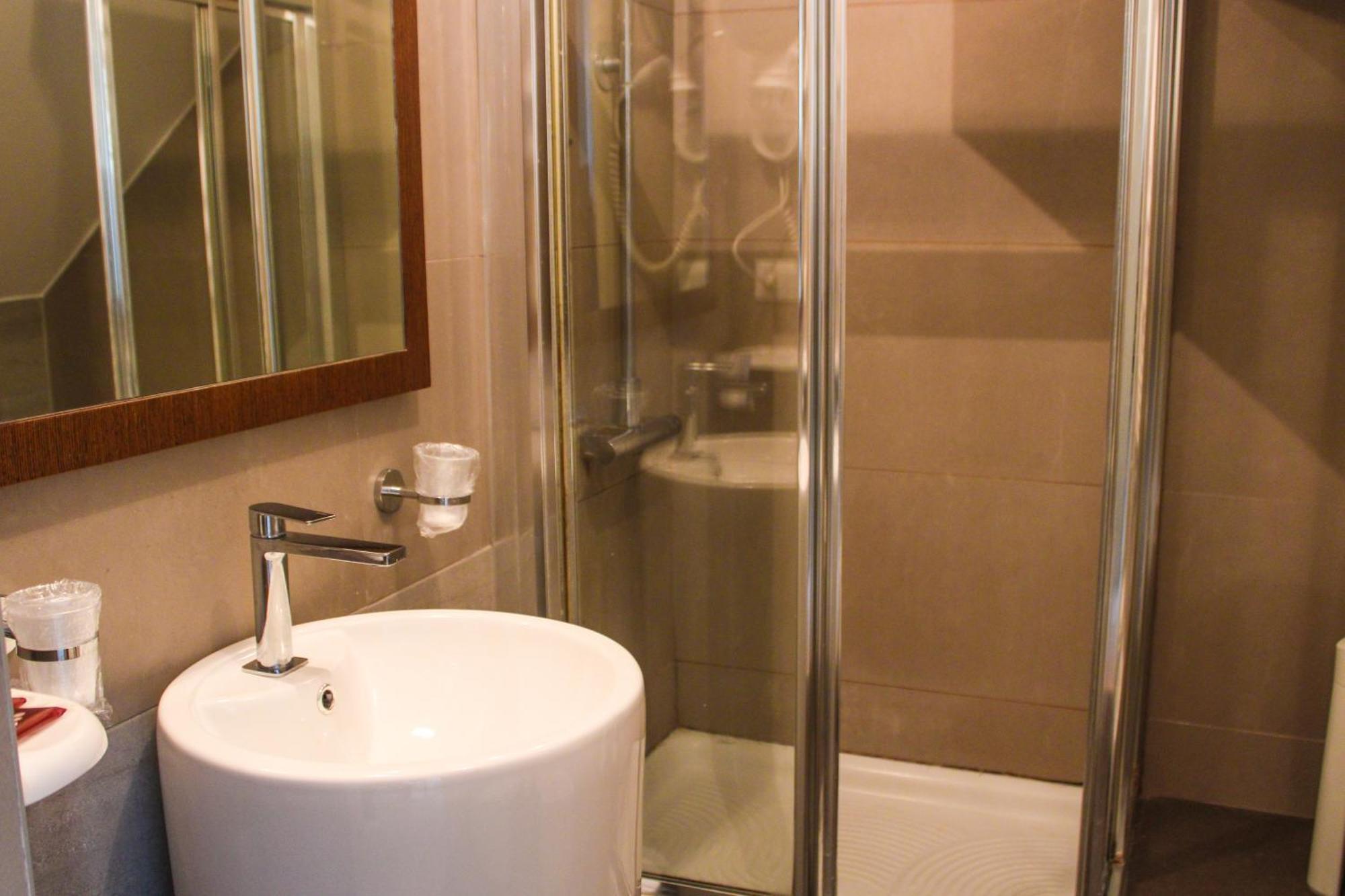 Al Canal Regio - 3* Venedig